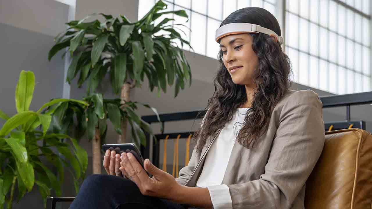 Mendi Headband home-use neurofeedback device