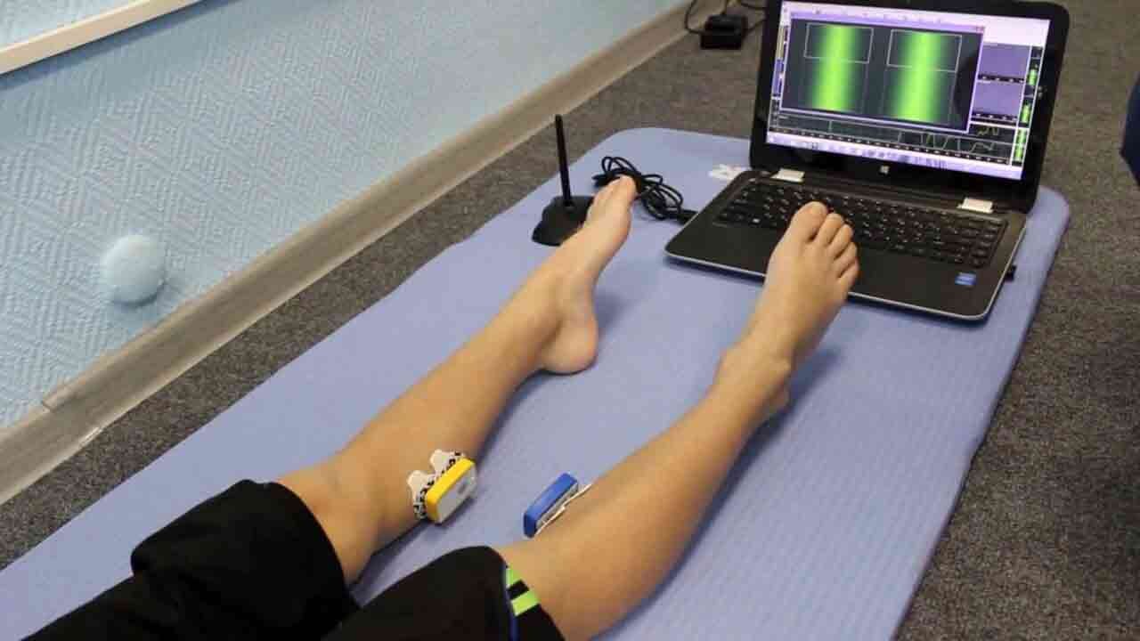 EMG Biofeedback for feet correction